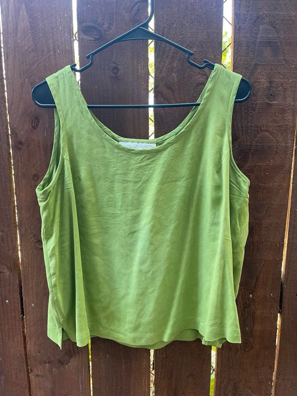 Pineapple Moon 100% Silk Lime Green Coastal Beach Relaxed Fit Tank Top Sz Lg